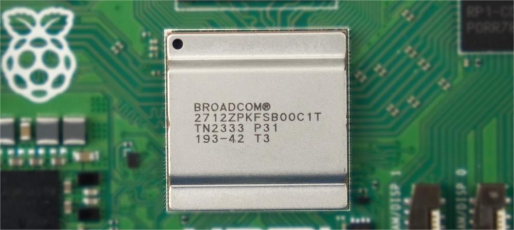 树莓派5 采用 Broadcom BCM2712 四核 Arm Cortex A76 处理器 @ 2.4GHz