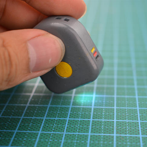 用颜色识别传感器做一个简单的拾色手电