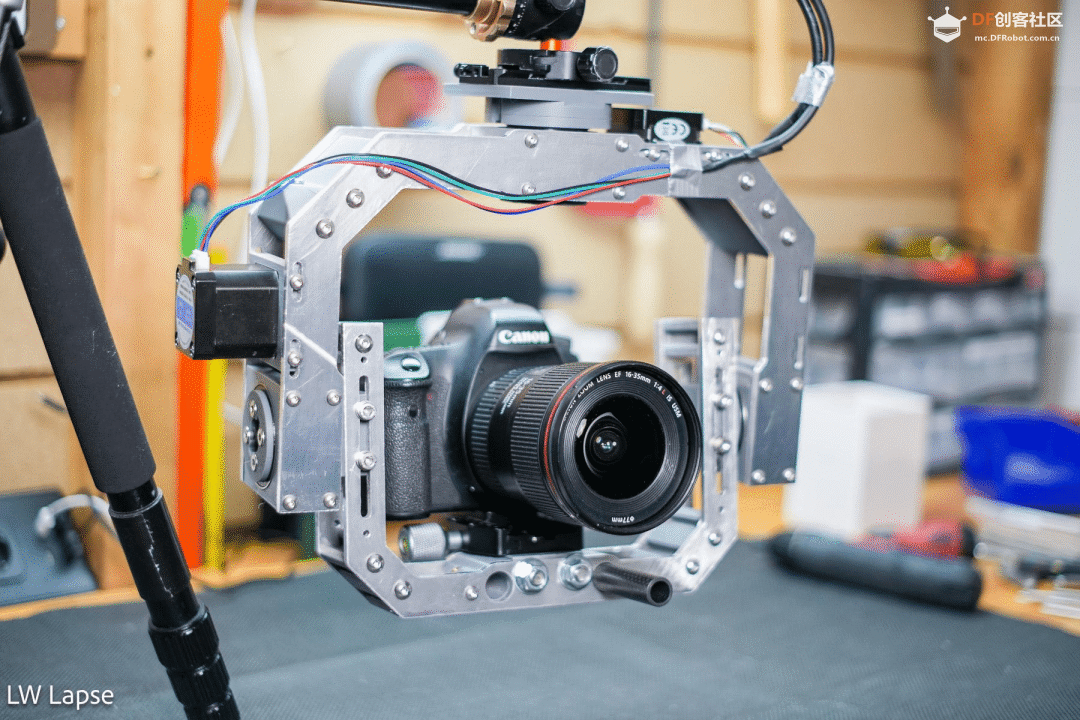 DFRobot创客社区热门项目【大脑洞】开源多功能云台、多摄像头树莓派 3D 扫描仪