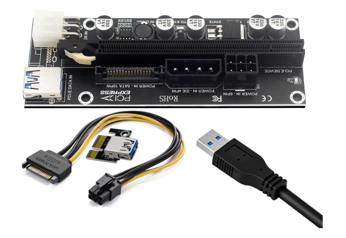 配备了15Pin SATA转6pin GPU电源线和USB3.0数据线.png